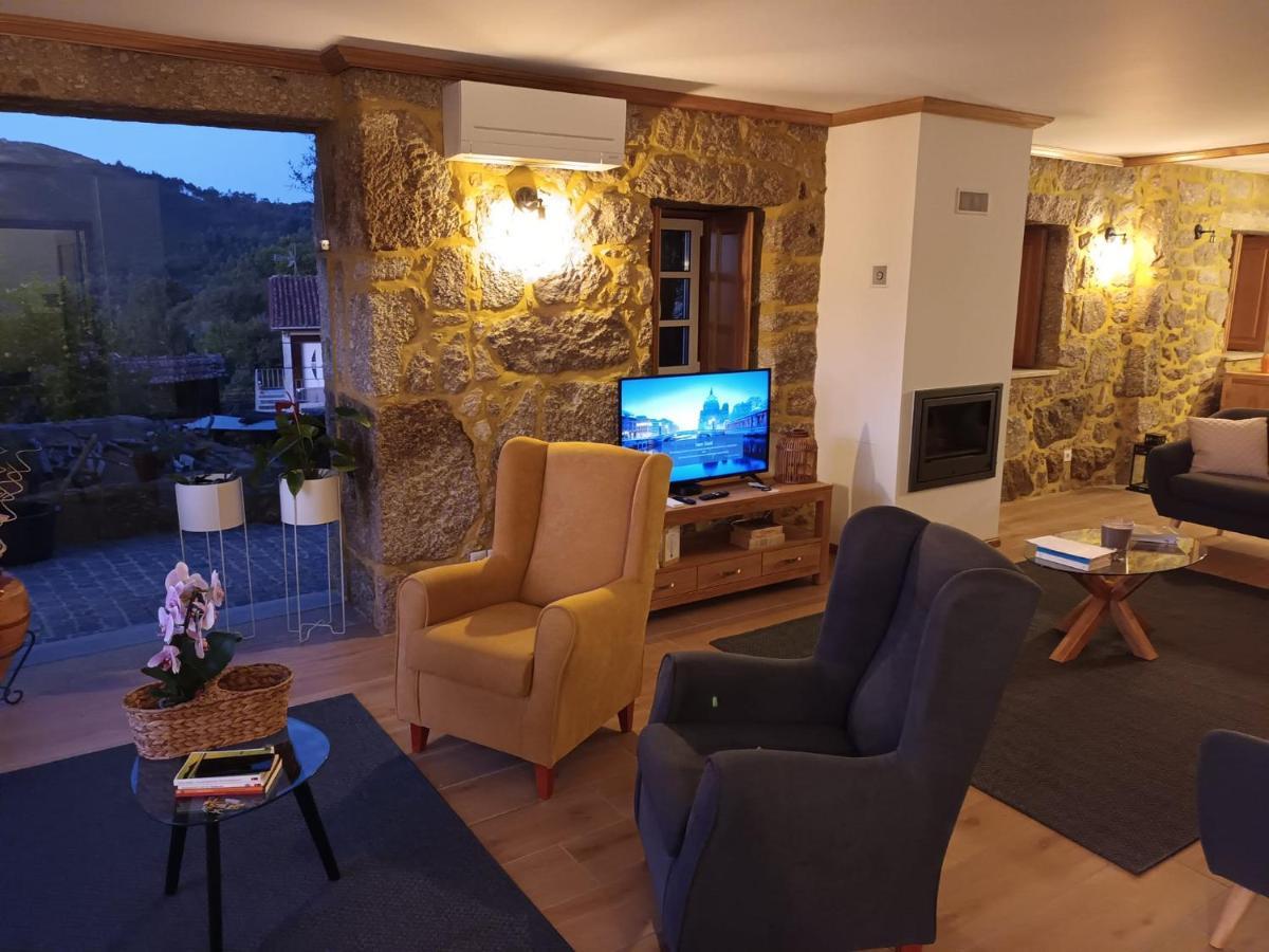 Casa De Ferrapilhe Villa Paranhos  Eksteriør billede